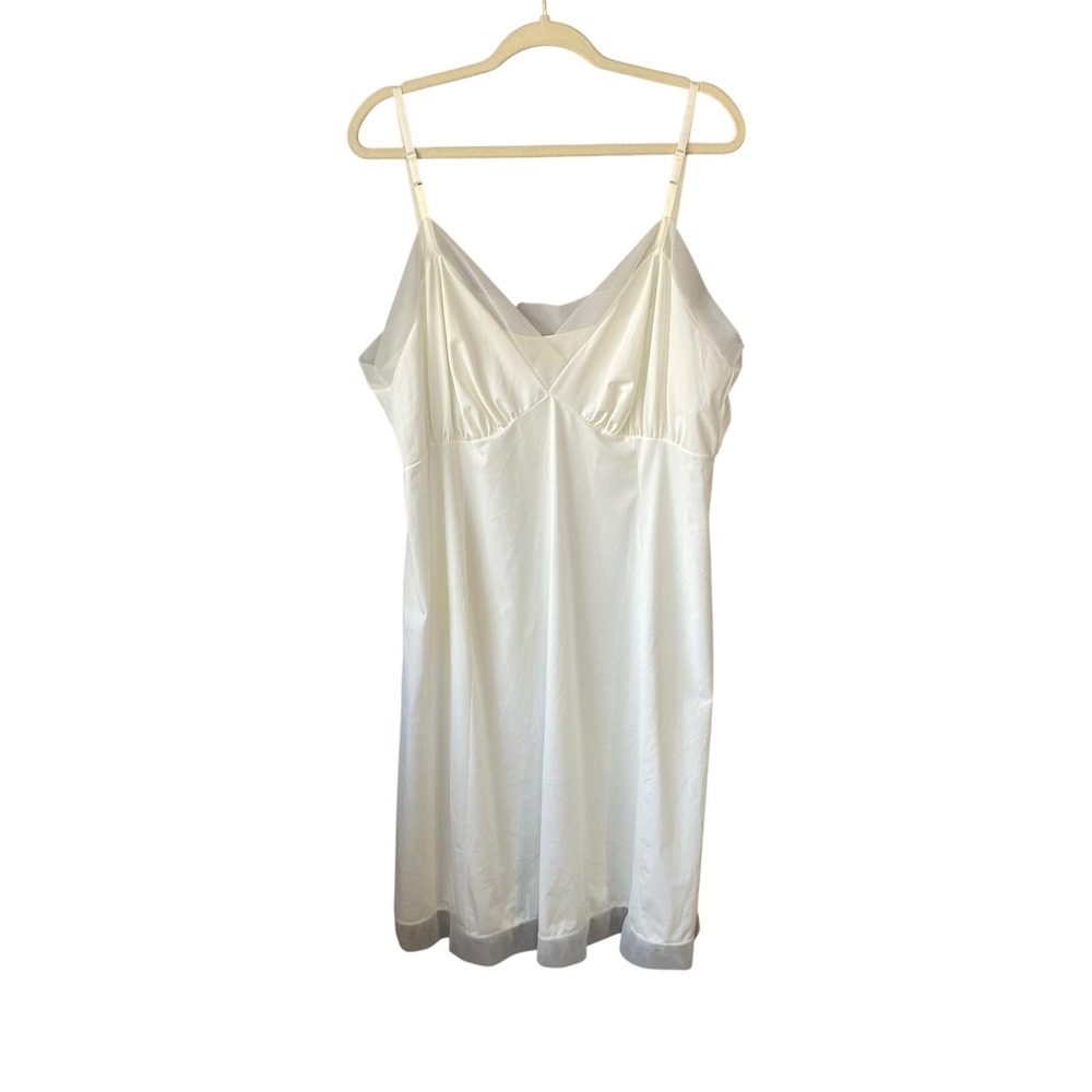Van Raalte Vintage White Suavette Nylon Full Slip Sheer Trim 79046A 46